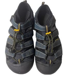 KEEN Newport H2 Navy Blue Strap Sandals Mens Size 6 Womens Size 7.5